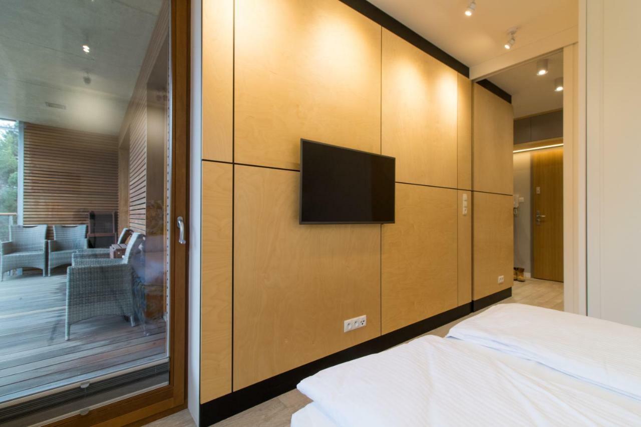 Nadmorski Dwor Wood Apartment Gdańsk Buitenkant foto