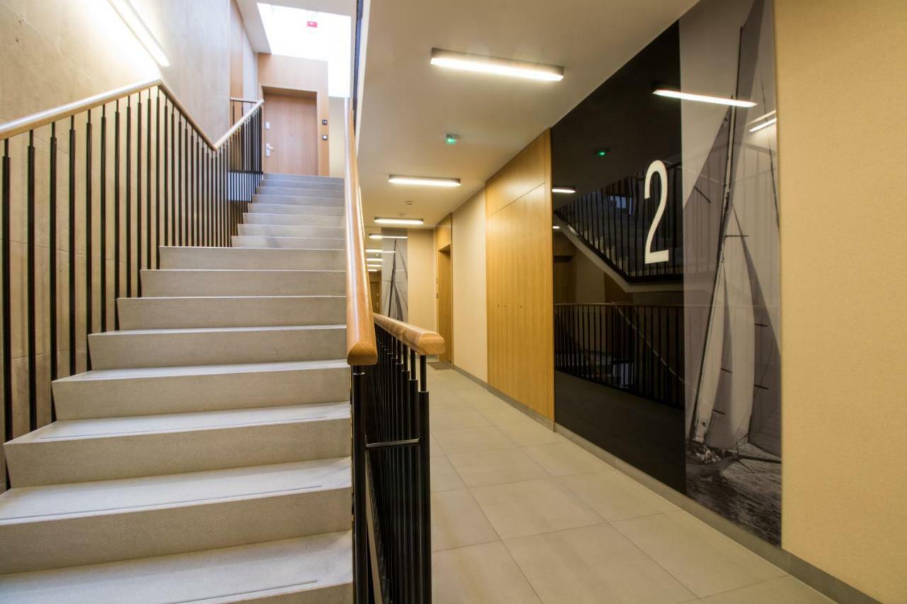 Nadmorski Dwor Wood Apartment Gdańsk Buitenkant foto